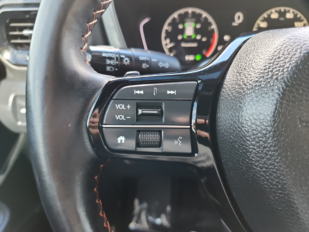 Certified 2025 Honda Pilot TrailSport image 30
