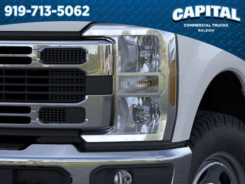 New 2025 Ford F350 XL w/ XL Chrome Package image 18