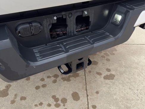 Used 2024 Toyota Tacoma TRD Off-Road image 14