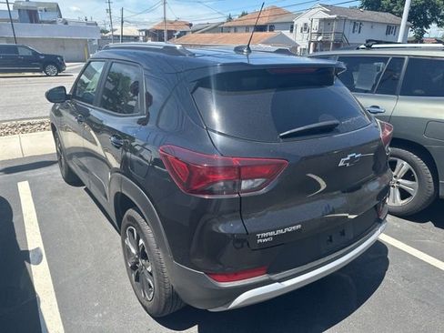 Used 2023 Chevrolet TrailBlazer LT w/ Convenience Package AWD/4WD image 7