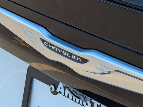 Used 2023 Chrysler Voyager LX FWD image 33