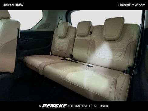 Used 2025 Nissan Armada Platinum RWD image 14