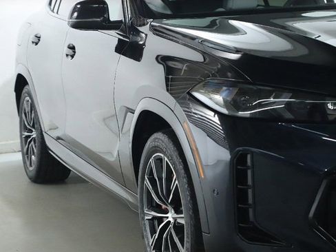 Certified 2024 BMW X6 xDrive40i w/ Premium Package image 8