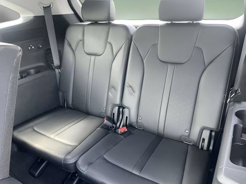 Used 2023 Kia Sorento S w/ Panoramic Sunroof Package FWD image 14