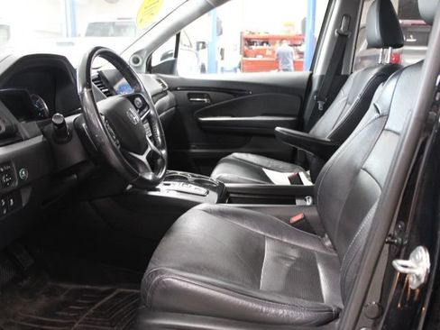 Used 2019 Honda Pilot Elite image 12