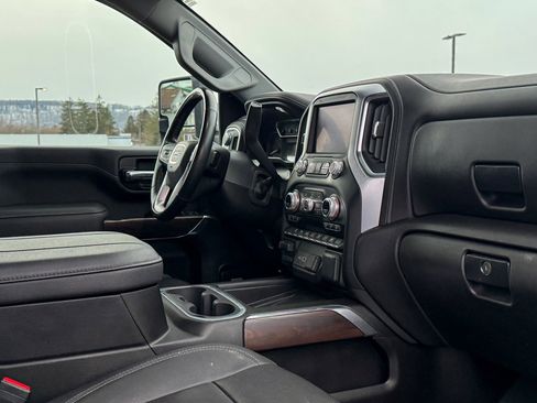 Used 2023 GMC Sierra 2500 SLT w/ SLT Premium Package image 12