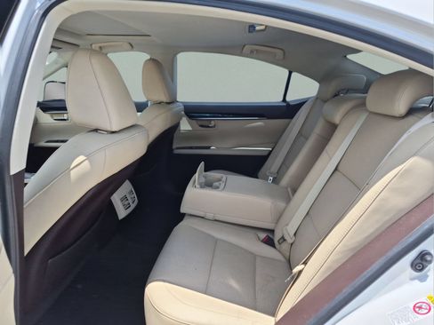 Used 2017 Lexus ES 350 FWD image 17