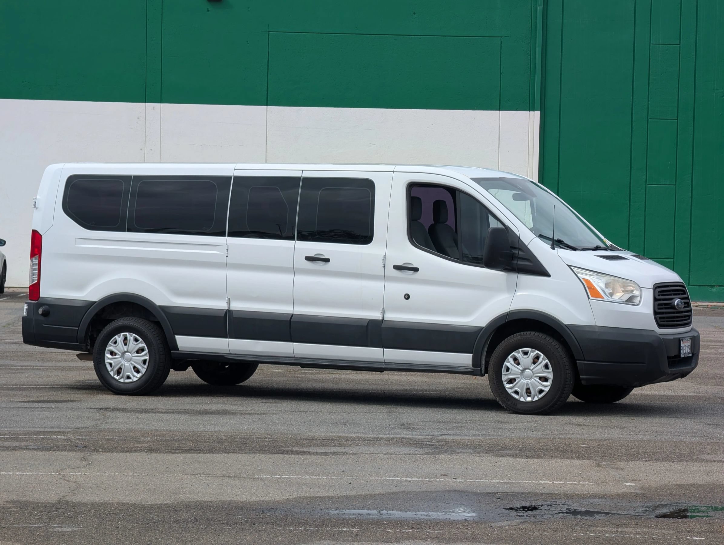 Used 2015 Ford Transit 350 XLT RWD image 1