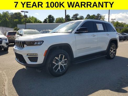 Certified 2025 Jeep Grand Cherokee Limited w/ Luxury Tech Group II RWD image 4