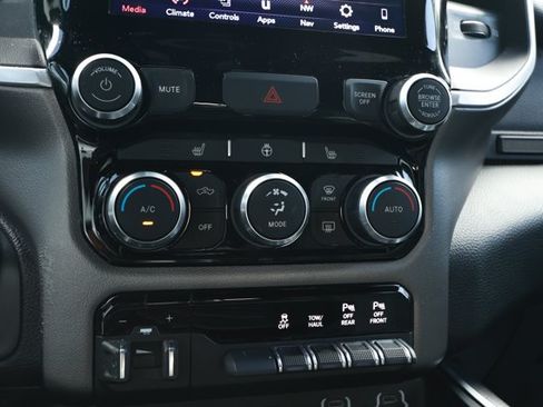 Used 2020 RAM 1500 Big Horn RWD image 20