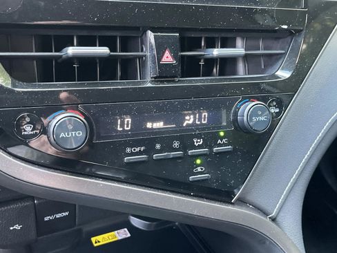 Used 2024 Toyota Camry XSE image 20