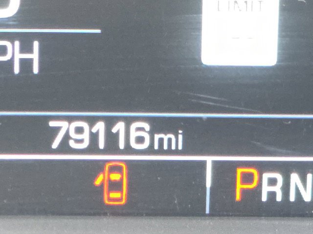 Used 2018 GMC Acadia SLT w/ LPO, Floor Liner Package FWD image 13