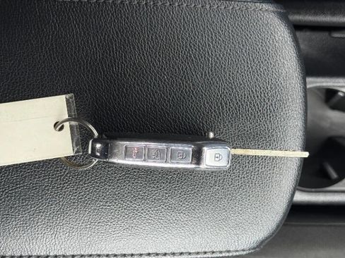 Used 2020 Kia Soul LX FWD image 29