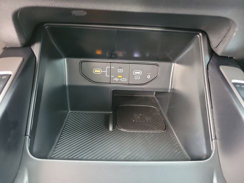 New 2025 Kia Sorento S AWD/4WD image 29