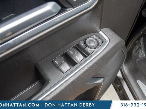Used 2025 GMC Sierra 1500 SLT AWD/4WD image 13