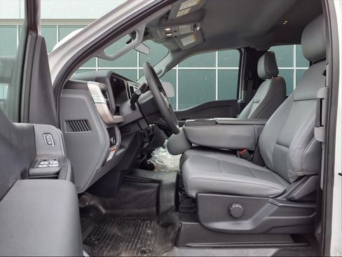 New 2026 Ford F550 4x4 Supercab Super Duty image 18