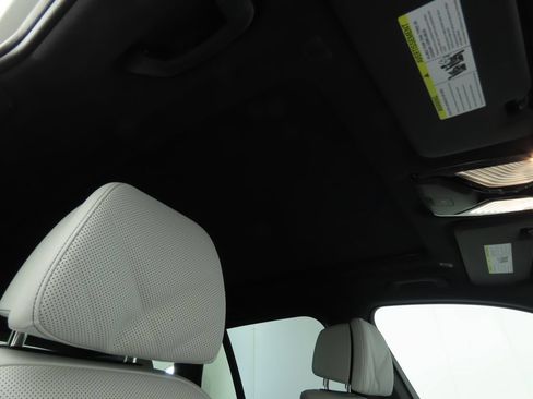 Used 2026 BMW X5 sDrive40i w/ Climate Comfort Package RWD image 20