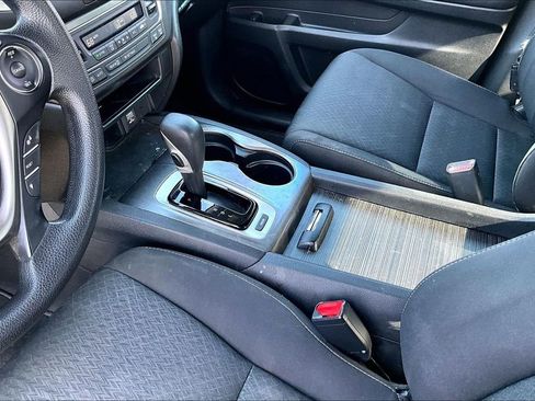 Used 2017 Honda Ridgeline Sport image 17