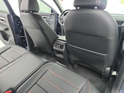 Used 2025 Honda CR-V Sport-L image 11