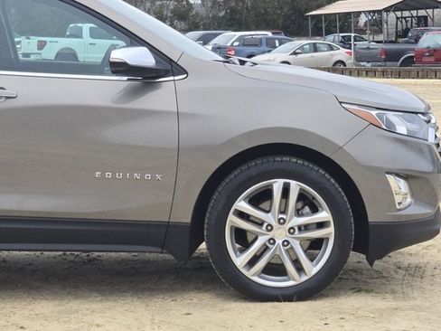 Used 2018 Chevrolet Equinox Premier image 8