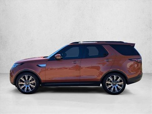 Used 2018 Land Rover Discovery HSE Luxury image 9