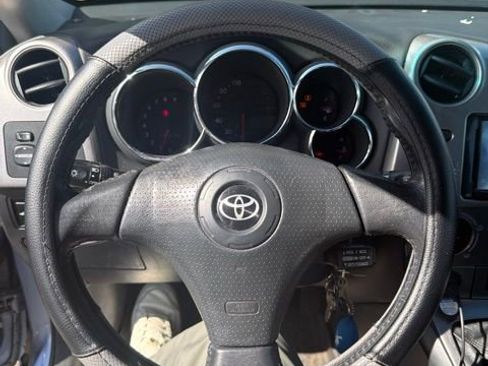 Used 2005 Toyota Matrix XRS FWD image 2