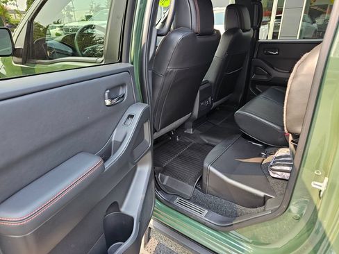 Used 2023 Nissan Frontier PRO-4X w/ Pro-4X Premium Package AWD/4WD image 11