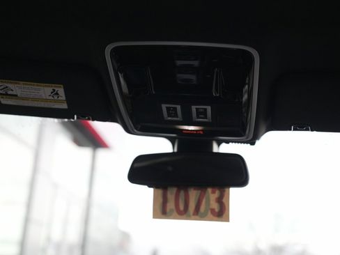 Used 2015 Land Rover Range Rover Supercharged image 19