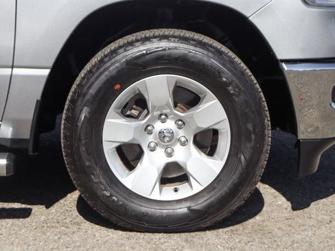 Used 2023 RAM 1500 Lone Star AWD/4WD image 40