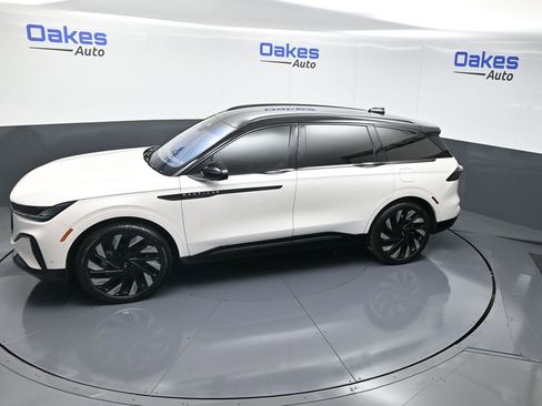 Used 2024 Lincoln Nautilus Reserve w/ Jet Appearance Package (87T) image 52