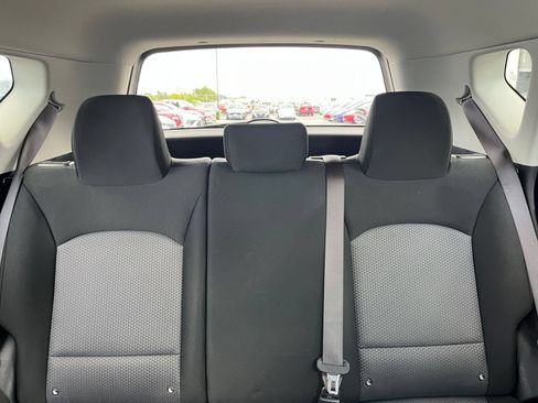 Used 2025 Kia Soul LX w/ LX Technology Package FWD image 36