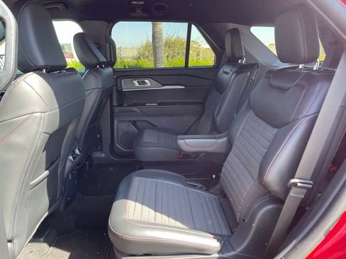 New 2026 Ford Explorer ST-Line w/ ST-Line Street Pack RWD image 22