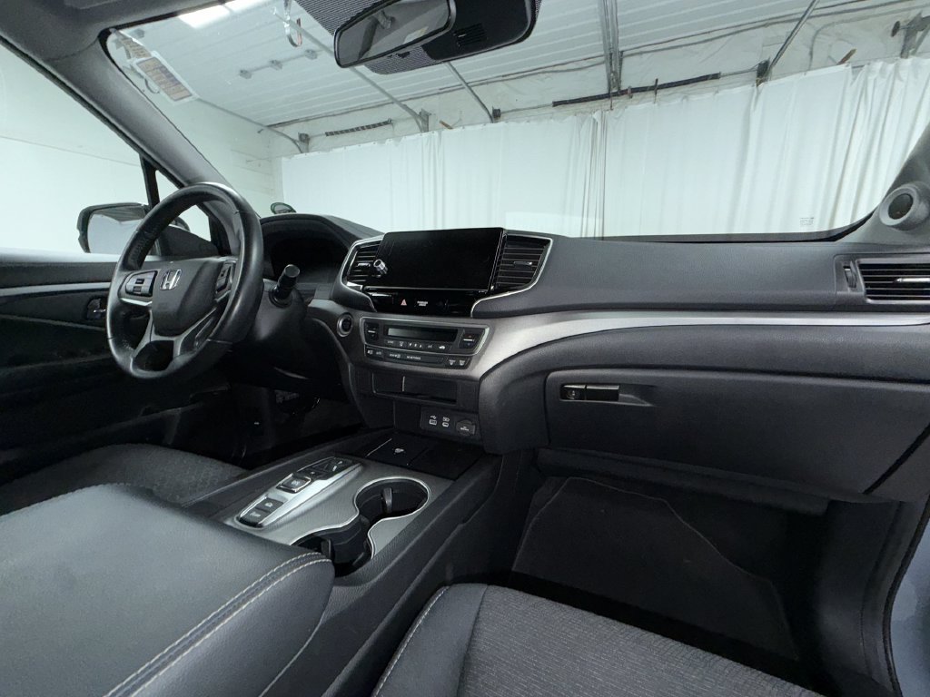 Used 2024 Honda Ridgeline Sport image 22