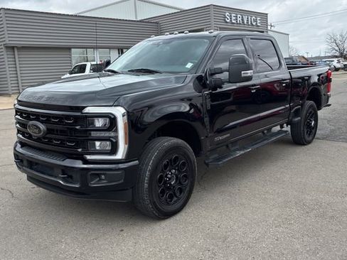 Used 2024 Ford F250 Lariat w/ Black Appearance Package AWD/4WD image 2