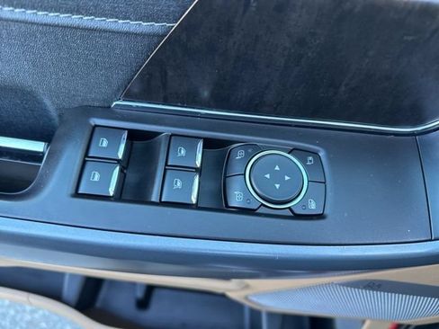 Used 2021 Ford F150 Lariat w/ Equipment Group 502A High AWD/4WD image 16