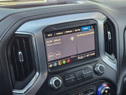 Certified 2021 GMC Sierra 1500 SLT image 17