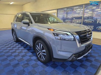 Used 2022 Nissan Pathfinder Platinum w/ Cargo Package