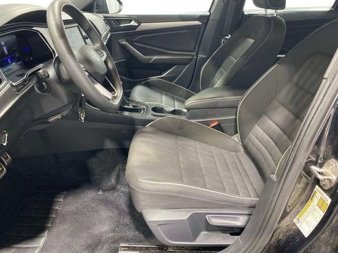 Used 2023 Volkswagen Jetta Sport FWD image 16
