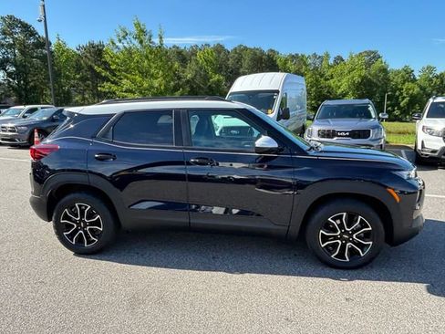Used 2021 Chevrolet TrailBlazer ACTIV w/ Driver Confidence Package FWD image 7