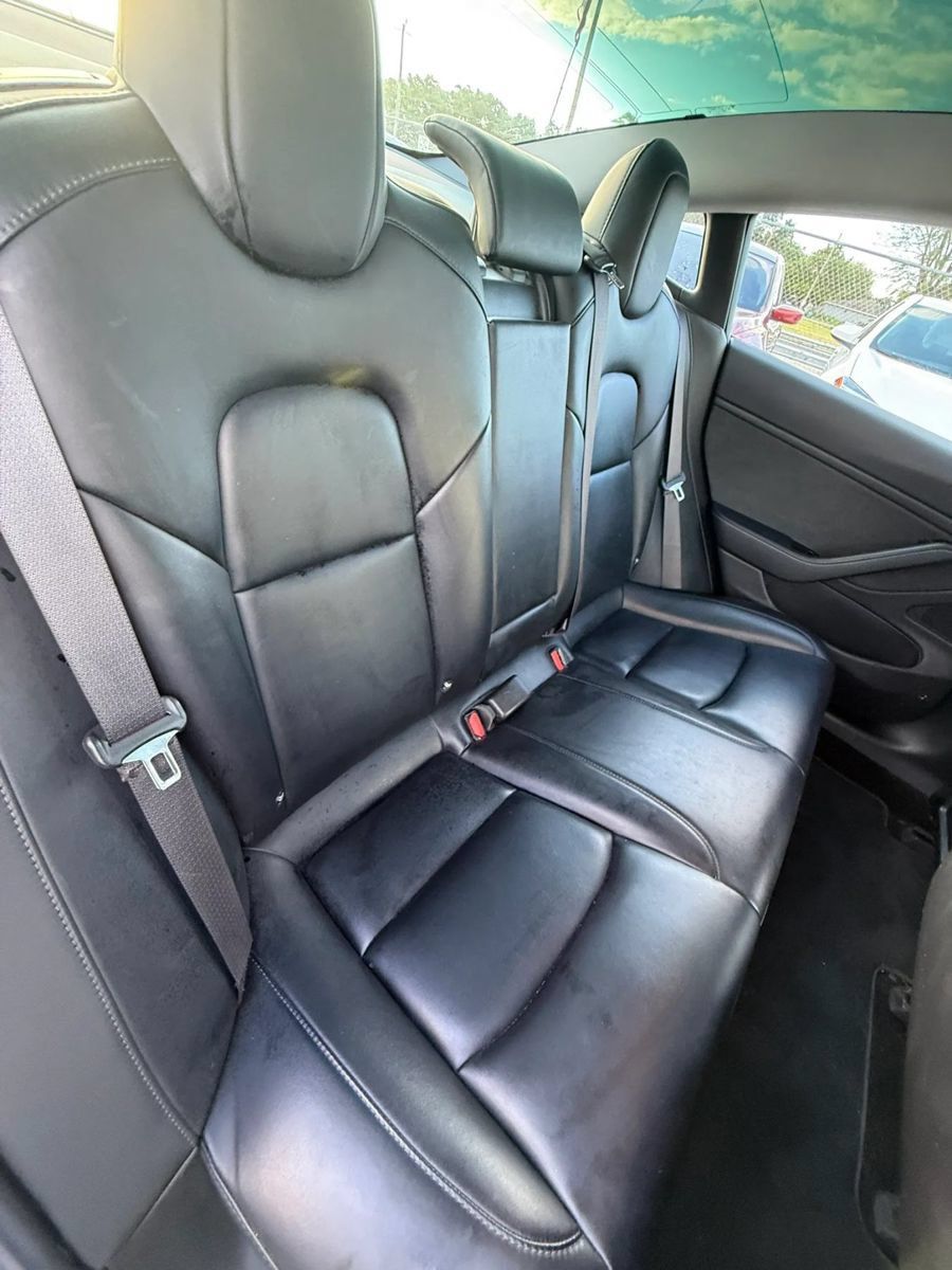 Used 2018 Tesla Model 3 Mid Range RWD image 12