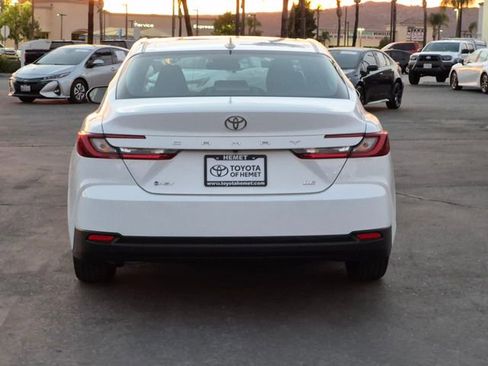 Used 2025 Toyota Camry LE image 7