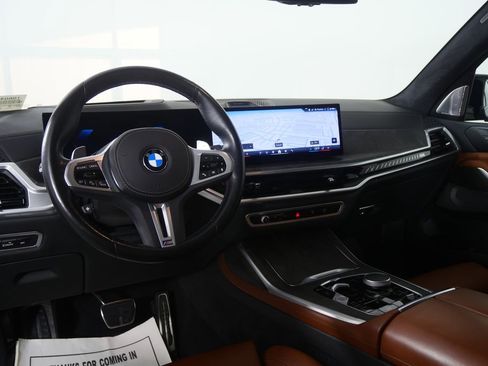 Certified 2024 BMW X7 M60i AWD/4WD image 18