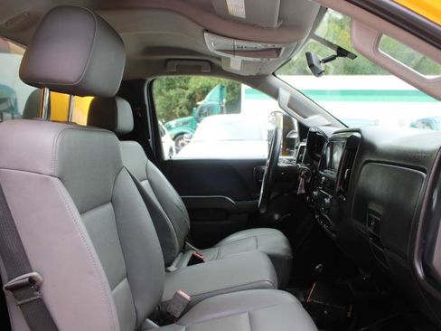 Used 2018 Chevrolet Silverado 3500 W/T image 10