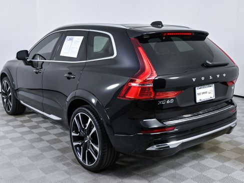 Certified 2023 Volvo XC60 B5 Ultimate w/ Protection Package Premier image 4