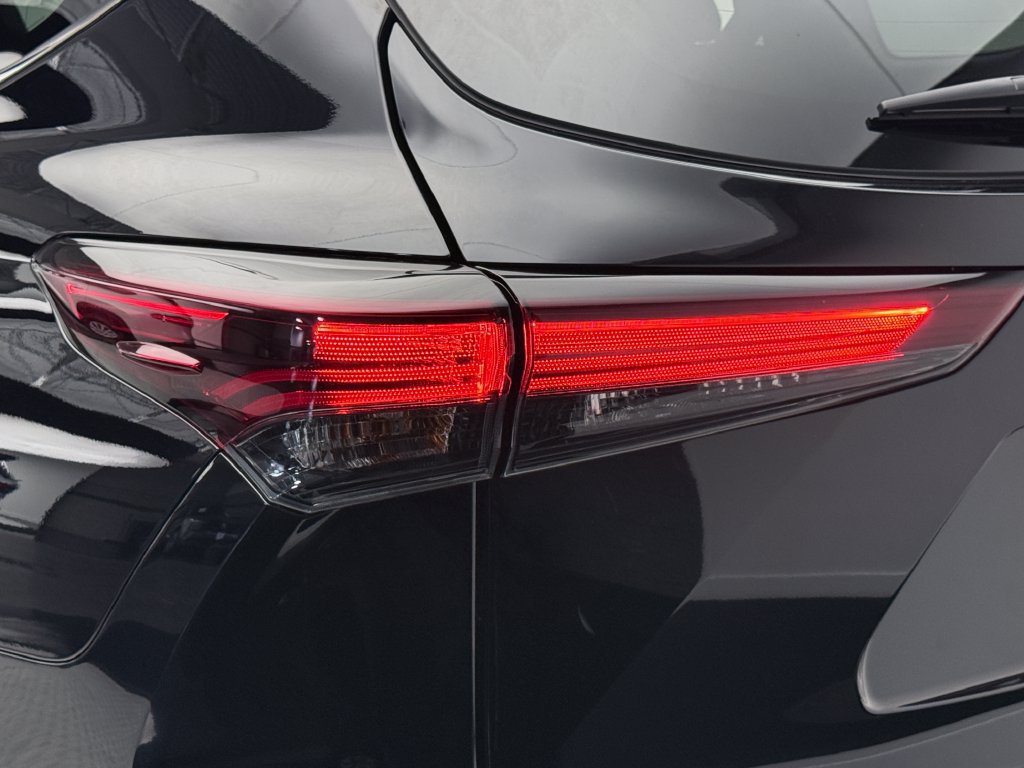 Certified 2026 Toyota Highlander XLE AWD/4WD image 18