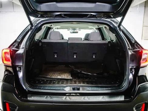 Used 2020 Subaru Outback Premium image 21