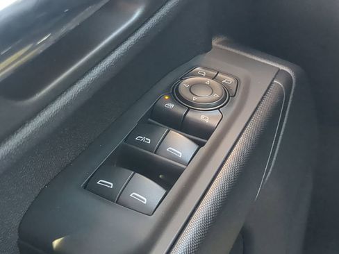 Used 2024 Chevrolet Silverado 2500 Custom w/ Custom Value Package image 23