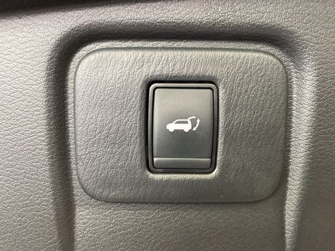 Used 2020 Nissan Murano SL w/ Moonroof Package AWD/4WD image 23