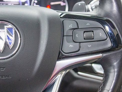 Used 2022 Buick Enclave Avenir w/ Avenir Technology Package image 28