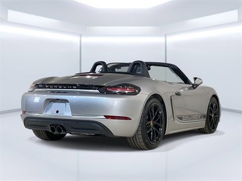 Certified 2025 Porsche 718 Boxster image 8
